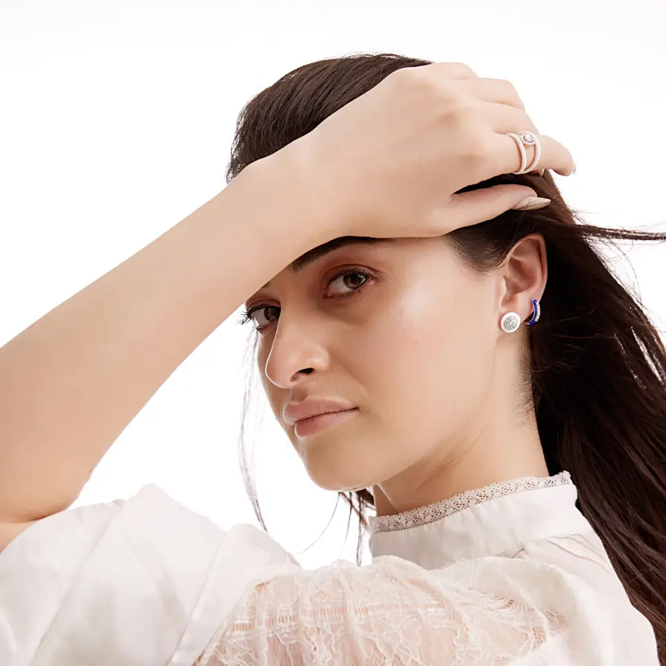 Royal Rebel Ivory Queen Stud Earrings