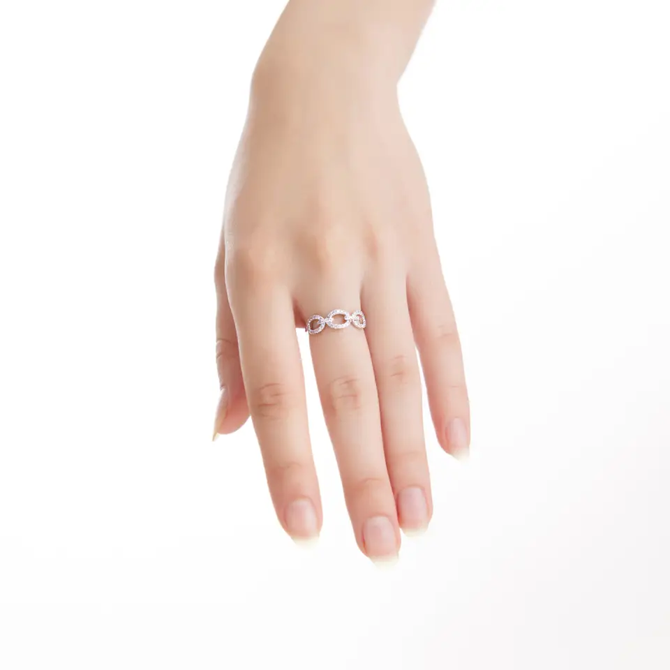 Glam Link Ring