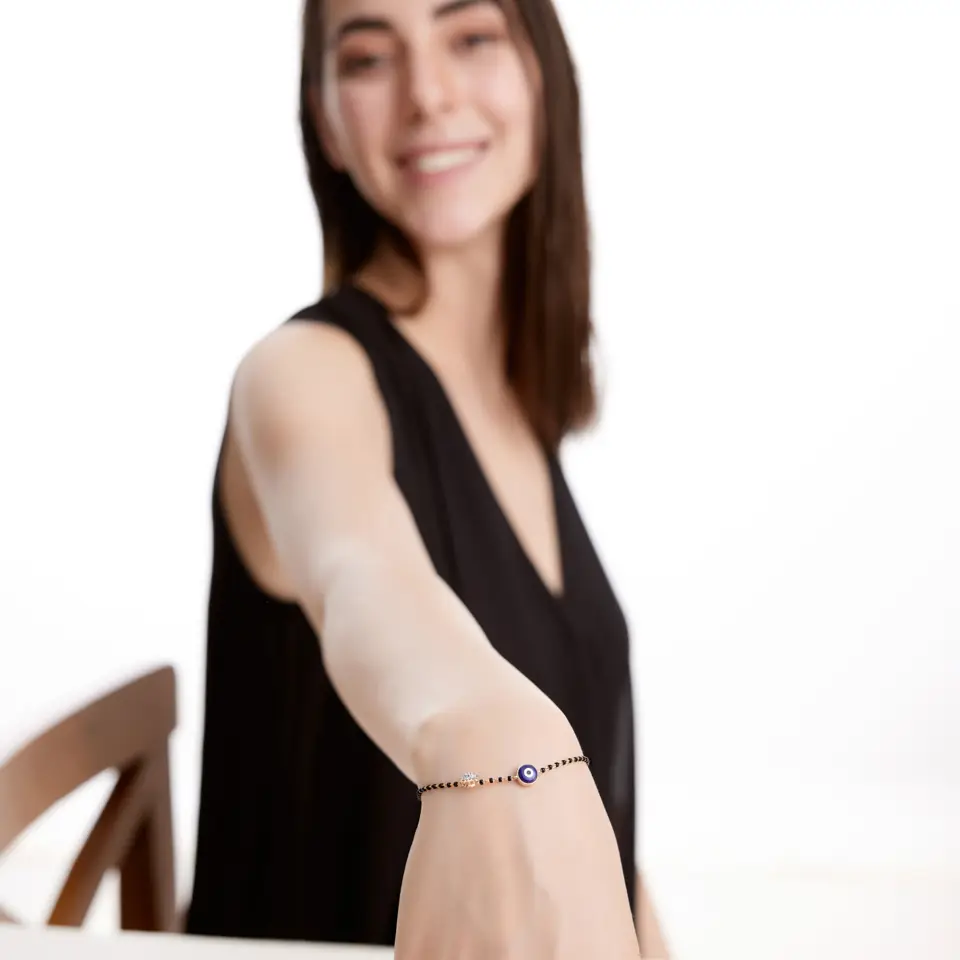 Understa-ted Love Mangalsu-tra Bracelet